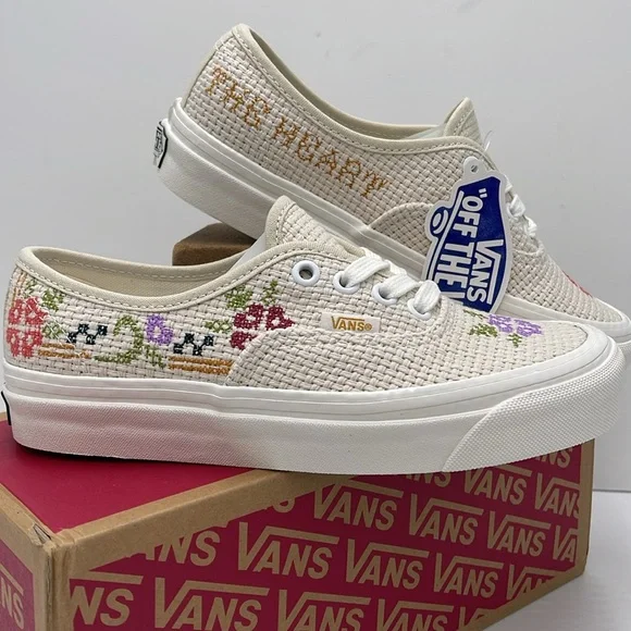 Vans WMNS Cream Floral Sneakers Authentic 44 D
Stitched Together Classic - Picture 7 of 16